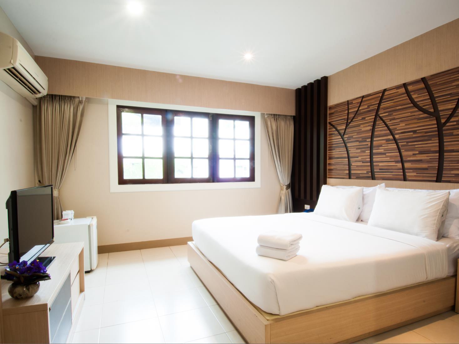 The Green View Pattaya Exterior photo